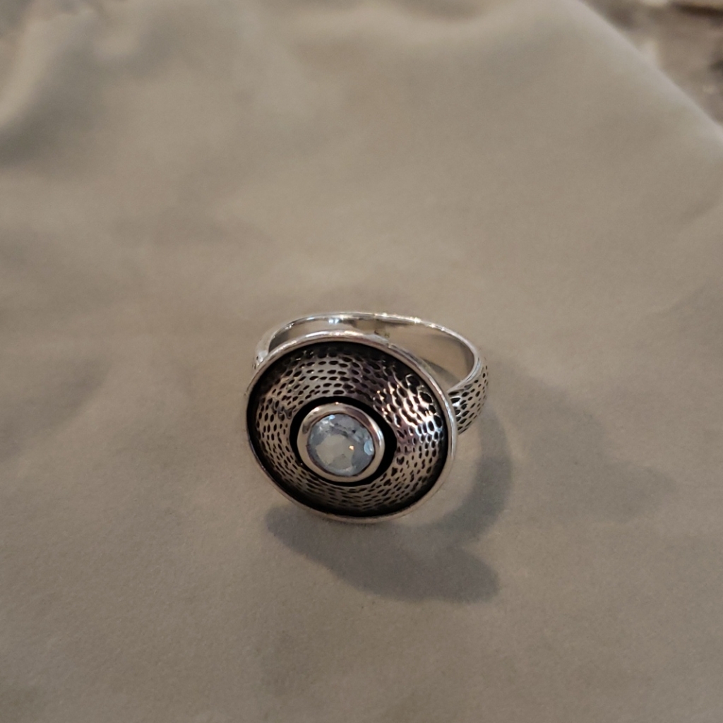 Silver Ring 7.5 Size